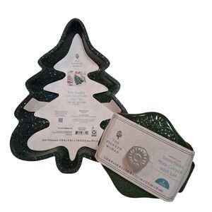 NEW Pioneer Woman | Green Christmas Tree Cake Pan & Snowflake Cocotte Set